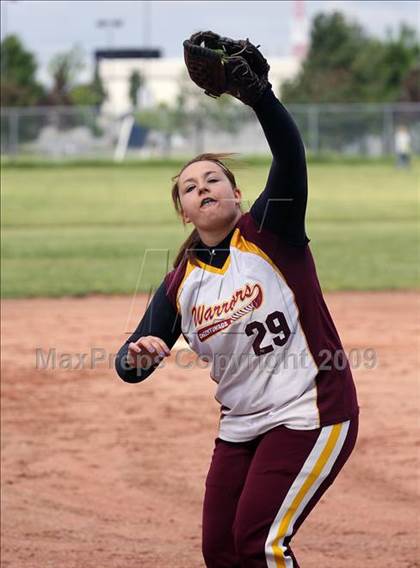 Thumbnail 1 in Iroquois vs Cheektowaga (Section 6 Class A Prequarterfinal) photogallery.