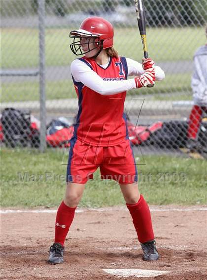 Thumbnail 3 in Iroquois vs Cheektowaga (Section 6 Class A Prequarterfinal) photogallery.