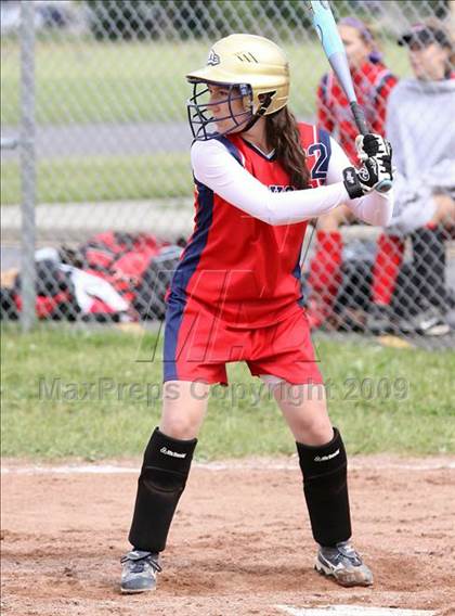 Thumbnail 2 in Iroquois vs Cheektowaga (Section 6 Class A Prequarterfinal) photogallery.