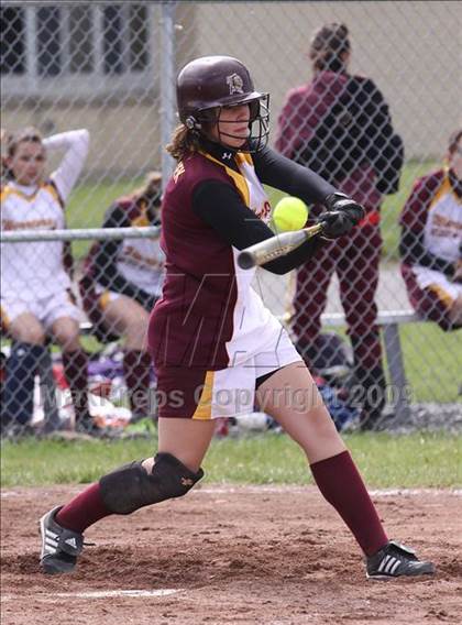 Thumbnail 1 in Iroquois vs Cheektowaga (Section 6 Class A Prequarterfinal) photogallery.
