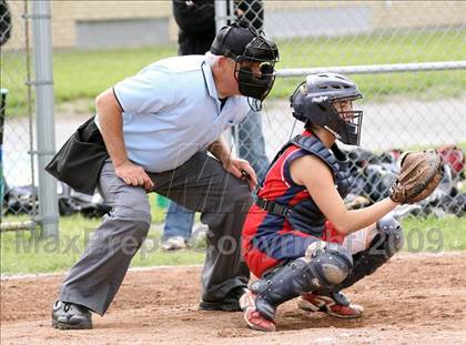 Thumbnail 1 in Iroquois vs Cheektowaga (Section 6 Class A Prequarterfinal) photogallery.