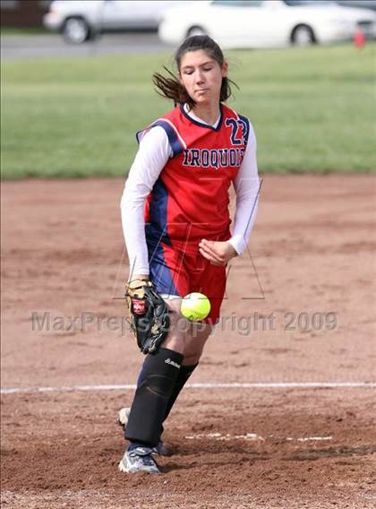 Thumbnail 3 in Iroquois vs Cheektowaga (Section 6 Class A Prequarterfinal) photogallery.