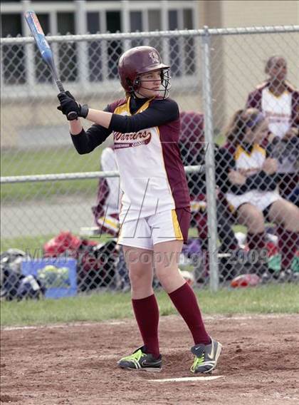 Thumbnail 3 in Iroquois vs Cheektowaga (Section 6 Class A Prequarterfinal) photogallery.