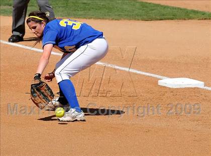 Thumbnail 2 in Whittier Christian vs San Dimas (CIF SS D5 Final) photogallery.