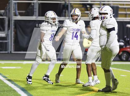 Thumbnail 3 in Lennard @ Chamberlain photogallery.