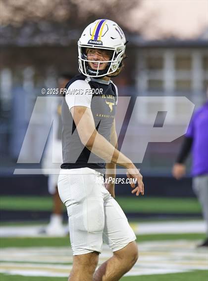 Thumbnail 3 in Lennard @ Chamberlain photogallery.