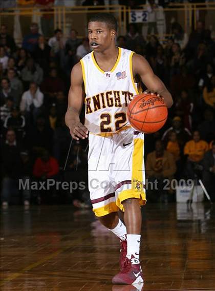 Thumbnail 1 in Mt. Vernon vs Newburgh Free Academy (NYSPHSAA Regional Final) photogallery.