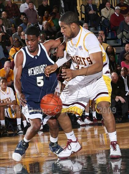 Thumbnail 2 in Mt. Vernon vs Newburgh Free Academy (NYSPHSAA Regional Final) photogallery.