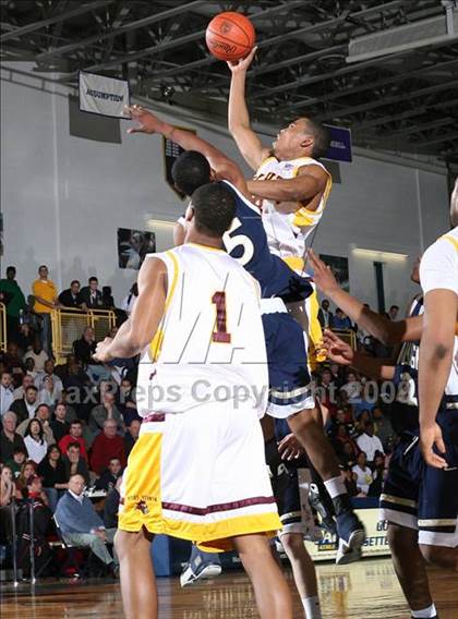 Thumbnail 2 in Mt. Vernon vs Newburgh Free Academy (NYSPHSAA Regional Final) photogallery.