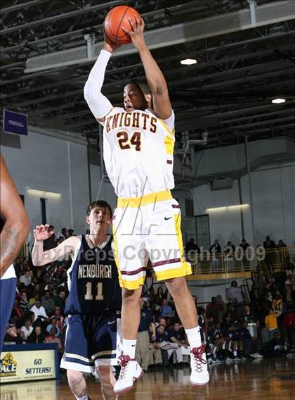Thumbnail 2 in Mt. Vernon vs Newburgh Free Academy (NYSPHSAA Regional Final) photogallery.