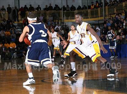 Thumbnail 2 in Mt. Vernon vs Newburgh Free Academy (NYSPHSAA Regional Final) photogallery.