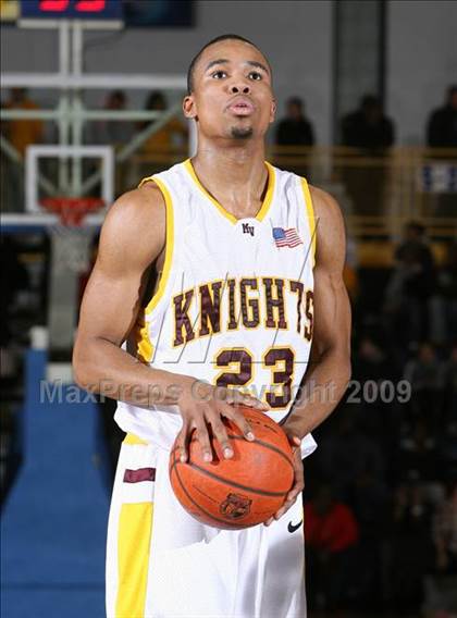 Thumbnail 3 in Mt. Vernon vs Newburgh Free Academy (NYSPHSAA Regional Final) photogallery.
