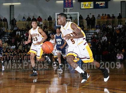Thumbnail 3 in Mt. Vernon vs Newburgh Free Academy (NYSPHSAA Regional Final) photogallery.