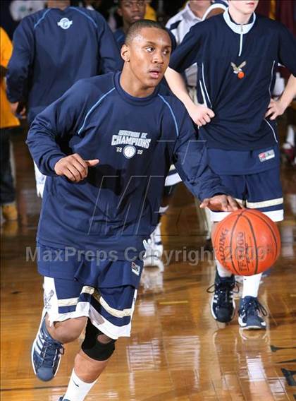Thumbnail 2 in Mt. Vernon vs Newburgh Free Academy (NYSPHSAA Regional Final) photogallery.