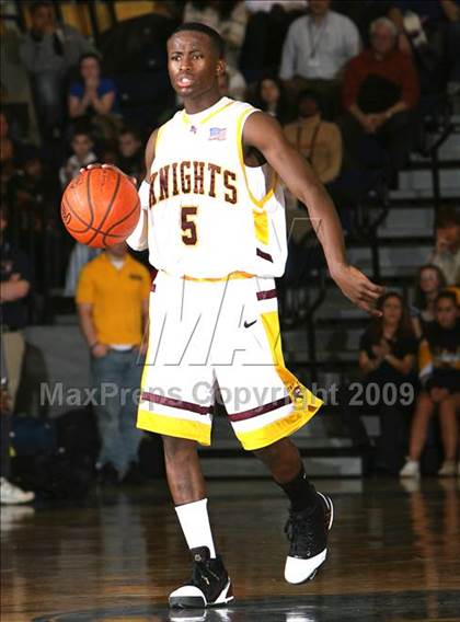 Thumbnail 1 in Mt. Vernon vs Newburgh Free Academy (NYSPHSAA Regional Final) photogallery.