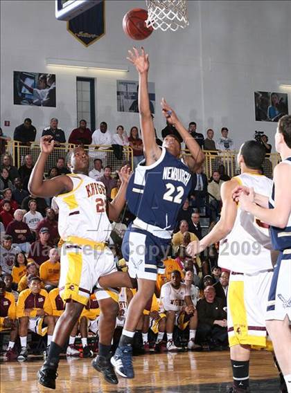 Thumbnail 3 in Mt. Vernon vs Newburgh Free Academy (NYSPHSAA Regional Final) photogallery.