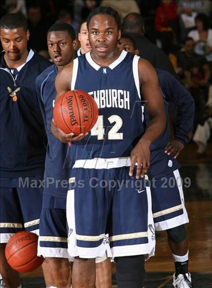 Thumbnail 3 in Mt. Vernon vs Newburgh Free Academy (NYSPHSAA Regional Final) photogallery.