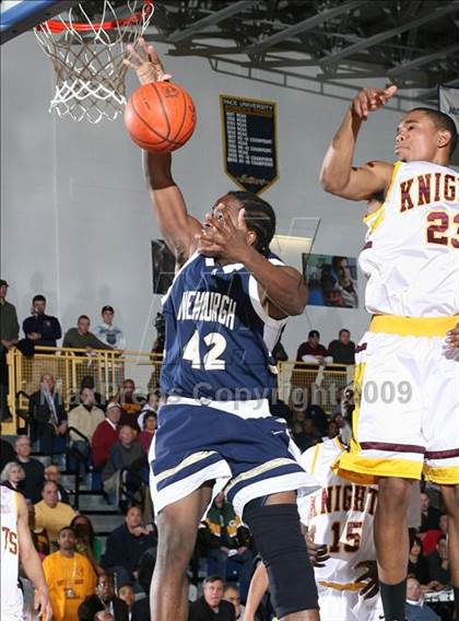 Thumbnail 3 in Mt. Vernon vs Newburgh Free Academy (NYSPHSAA Regional Final) photogallery.