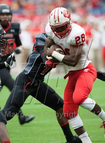 Thumbnail 1 in Katy vs. Langham Creek (UIL 5A Division 2 Area Playoff) photogallery.