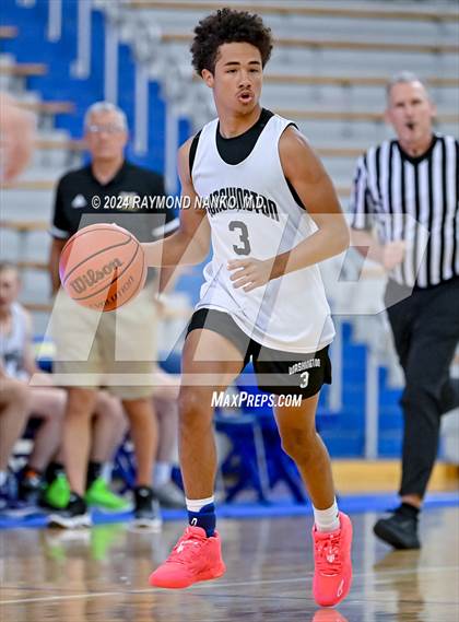 Thumbnail 2 in Washington vs Homestead (IBCA / IHSAA Showcase) photogallery.