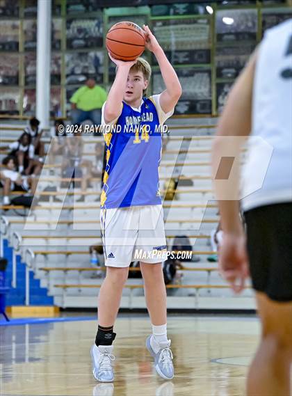 Thumbnail 3 in Washington vs Homestead (IBCA / IHSAA Showcase) photogallery.