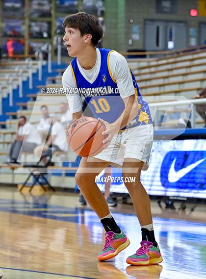 Thumbnail 1 in Washington vs Homestead (IBCA / IHSAA Showcase) photogallery.