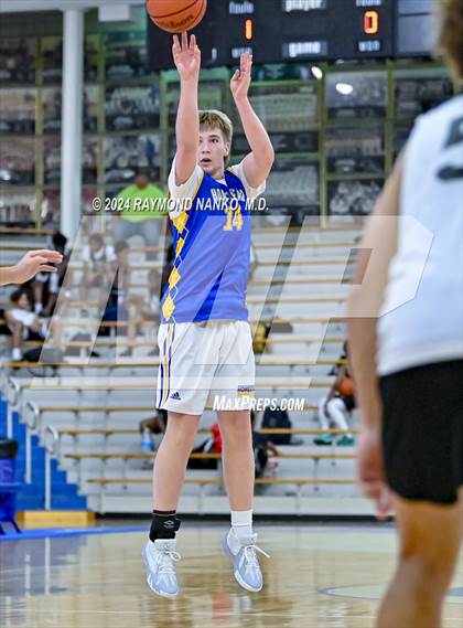 Thumbnail 1 in Washington vs Homestead (IBCA / IHSAA Showcase) photogallery.