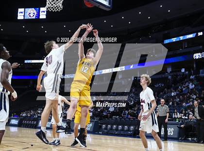 Thumbnail 3 in Green Mountain vs. Dakota Ridge @ Pepsi Center photogallery.