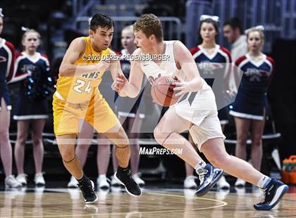 Thumbnail 2 in Green Mountain vs. Dakota Ridge @ Pepsi Center photogallery.