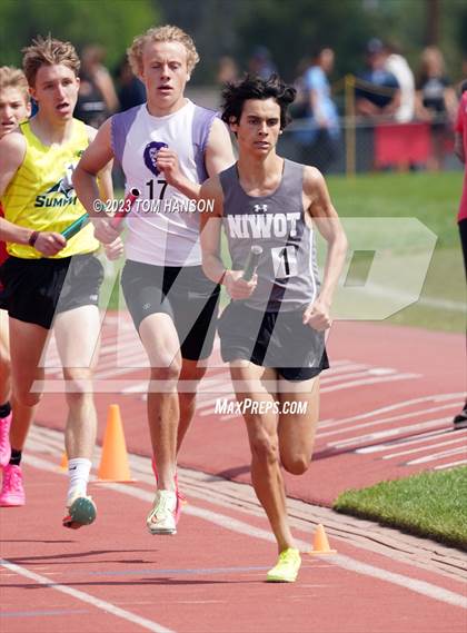 Thumbnail 3 in CHSAA 4A Finals (4 x 800 Meter Relay) photogallery.