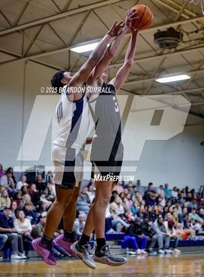 Thumbnail 1 in Jemison vs Thorsby (Chilton County Tournament Final) photogallery.