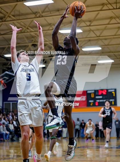 Thumbnail 3 in Jemison vs Thorsby (Chilton County Tournament Final) photogallery.