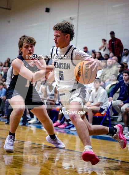 Thumbnail 3 in Jemison vs Thorsby (Chilton County Tournament Final) photogallery.