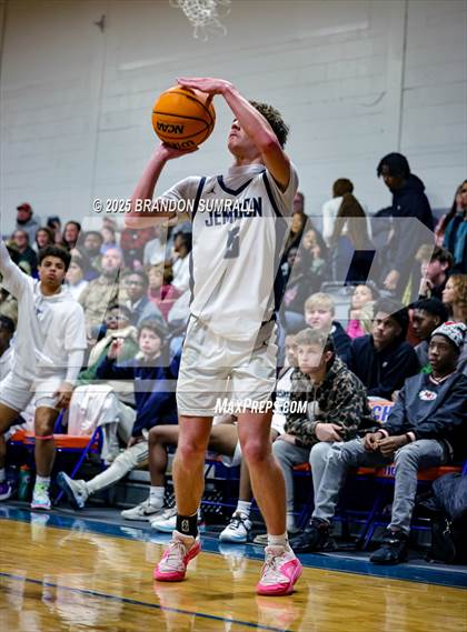 Thumbnail 3 in Jemison vs Thorsby (Chilton County Tournament Final) photogallery.