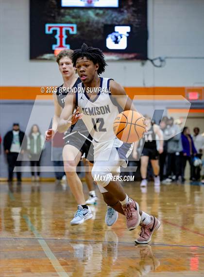 Thumbnail 2 in Jemison vs Thorsby (Chilton County Tournament Final) photogallery.