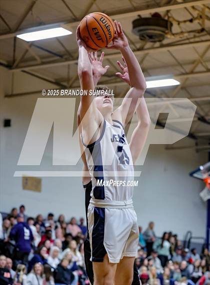 Thumbnail 3 in Jemison vs Thorsby (Chilton County Tournament Final) photogallery.