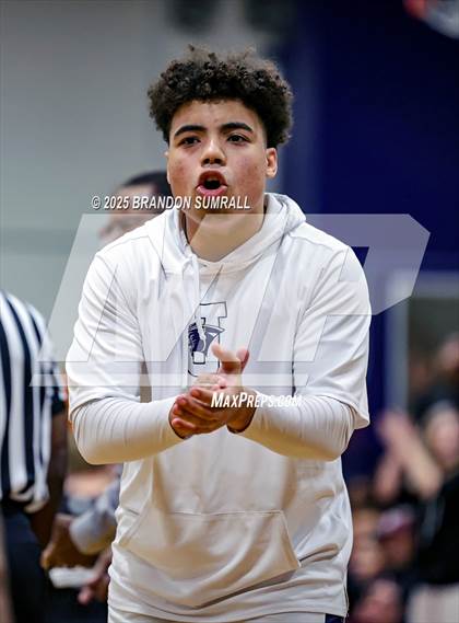 Thumbnail 2 in Jemison vs Thorsby (Chilton County Tournament Final) photogallery.