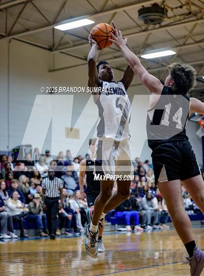Thumbnail 2 in Jemison vs Thorsby (Chilton County Tournament Final) photogallery.