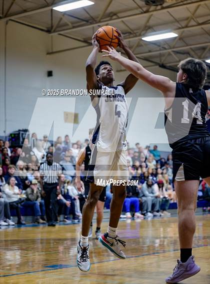 Thumbnail 1 in Jemison vs Thorsby (Chilton County Tournament Final) photogallery.
