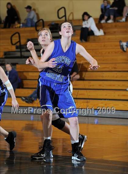 Thumbnail 3 in Redwood Christian vs. Santa Ynez photogallery.
