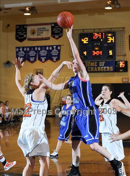 Thumbnail 3 in Redwood Christian vs. Santa Ynez photogallery.