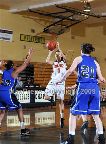 Thumbnail 3 in Redwood Christian vs. Santa Ynez photogallery.