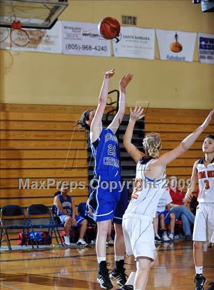 Thumbnail 2 in Redwood Christian vs. Santa Ynez photogallery.
