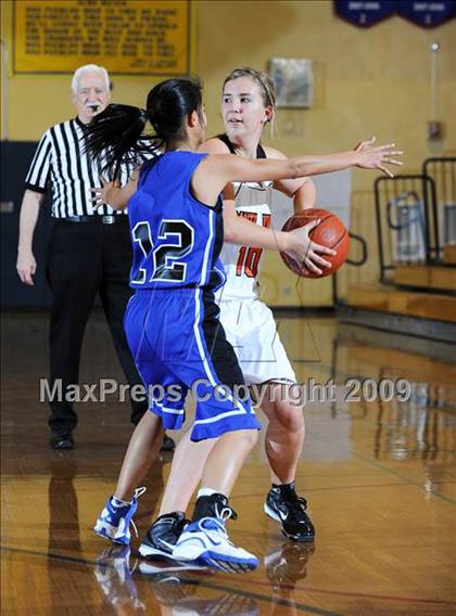 Thumbnail 2 in Redwood Christian vs. Santa Ynez photogallery.