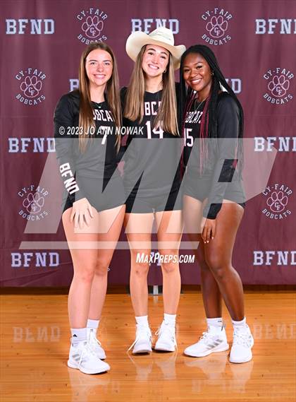 Thumbnail 2 in Cy-Fair Team Portraits photogallery.