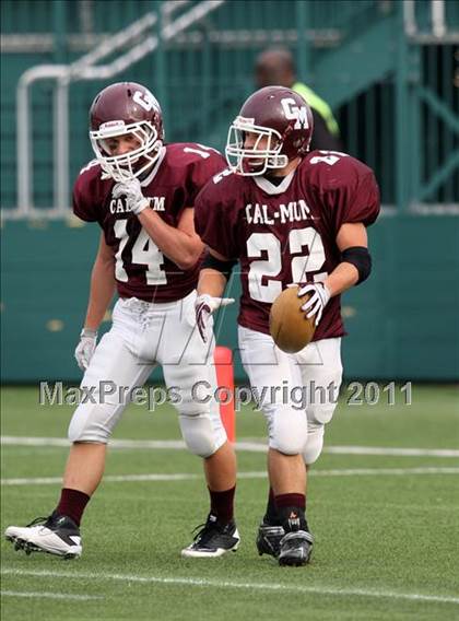 Thumbnail 3 in Lyons vs. Caledonia-Mumford (Section 5 Class DD Semifinal) photogallery.