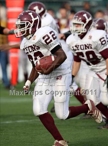 Thumbnail 3 in Lyons vs. Caledonia-Mumford (Section 5 Class DD Semifinal) photogallery.
