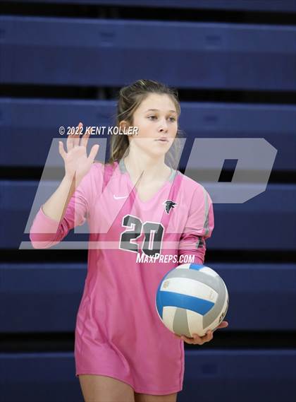 Thumbnail 1 in Utica Ford vs. Fraser (Marysville Tournament) photogallery.