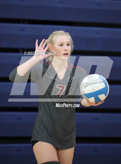 Thumbnail 2 in Utica Ford vs. Fraser (Marysville Tournament) photogallery.