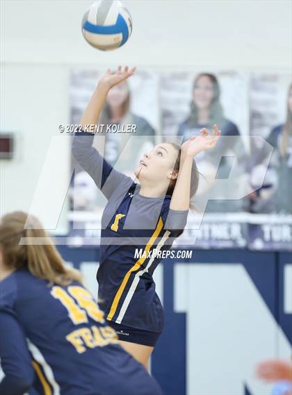 Thumbnail 3 in Utica Ford vs. Fraser (Marysville Tournament) photogallery.